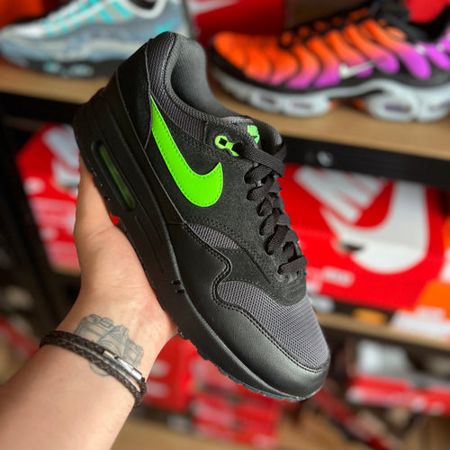 Nike Air Max 1 ‘Green Strike’