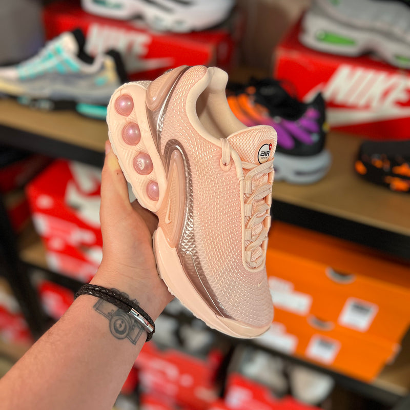 Women’s Nike Air Max DN ‘Washed Coral/Guava Ice’